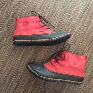 Sorel Out and About Boots